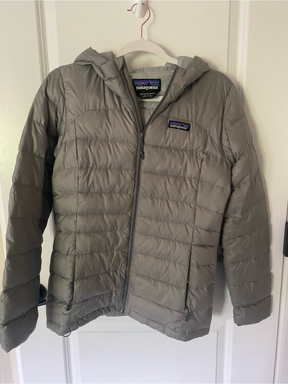 Patagonia Quilted Hooded Jacket - Light Gray